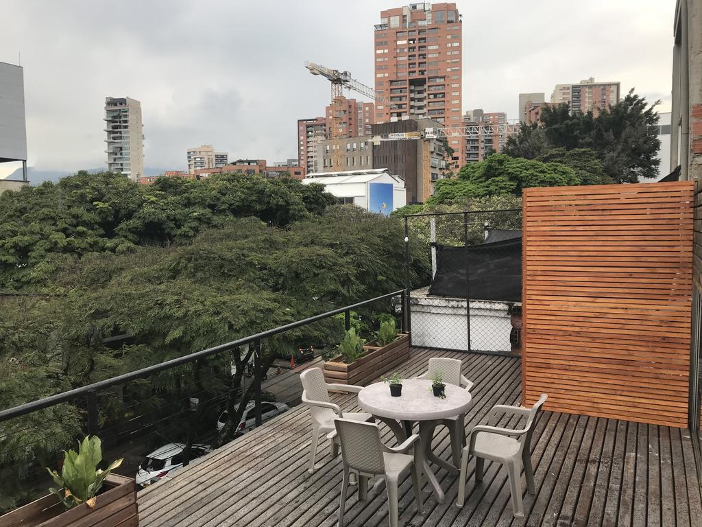 Two Br Apartment Lleras Medellín Eksteriør bilde